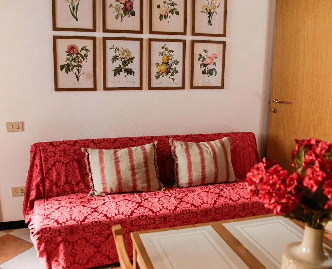 Floreal House - Classic Style Apartment Rovigo